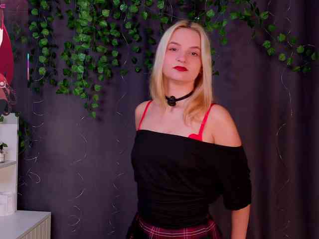 Model: Nymphomaniac08