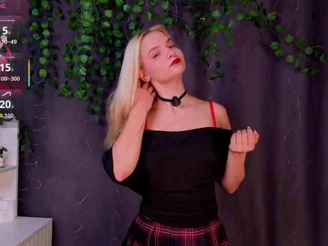 Model: Nymphomaniac08