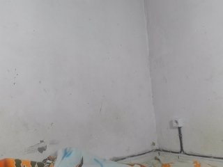 Claudiaah's Live Webcam