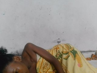 Claudiaah's Live Webcam