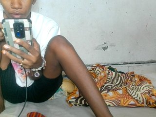 Claudiaah Porn Show