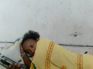 Claudiaah's Live Webcam