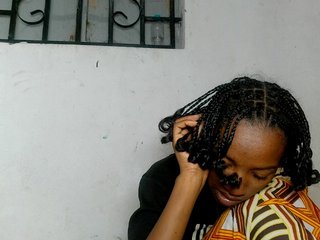 Claudiaah Porn Show