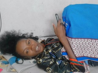 Claudiaah Porn Show