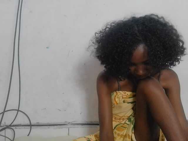 Claudiaah live cam on BongaCams