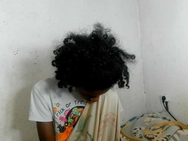 Claudiaah live cam on BongaCams
