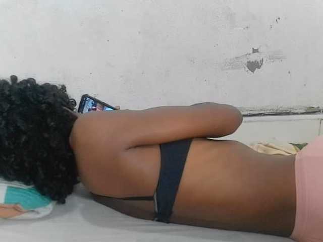 Claudiaah live cam on BongaCams