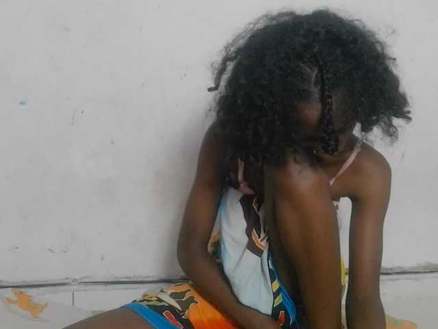 Claudiaah live cam on BongaCams