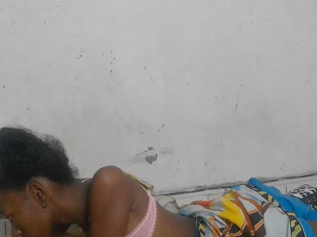 Claudiaah live cam on BongaCams