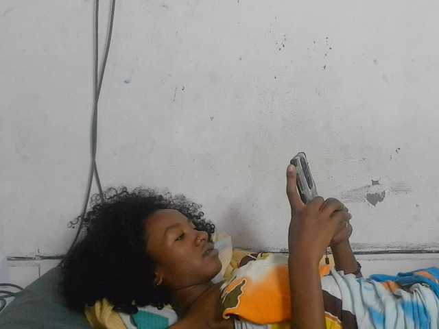 Claudiaah live cam on BongaCams