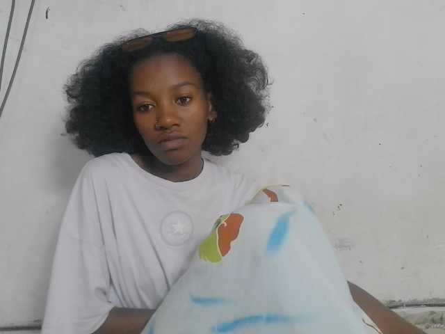 Claudiaah, en vivo ahora en BongaCams