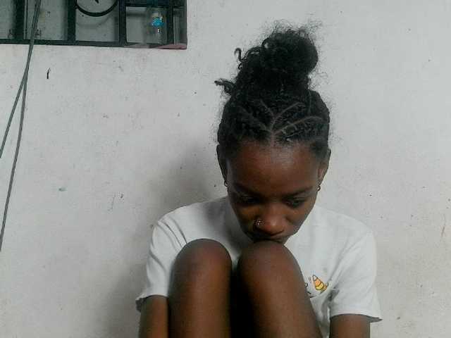 Claudiaah live cam on BongaCams