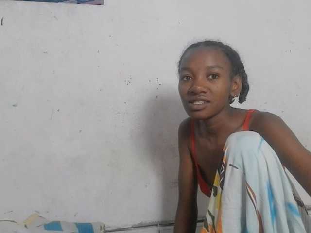 Claudiaah live cam on BongaCams