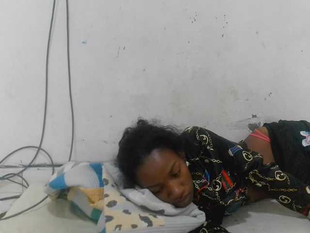 Claudiaah live cam on BongaCams