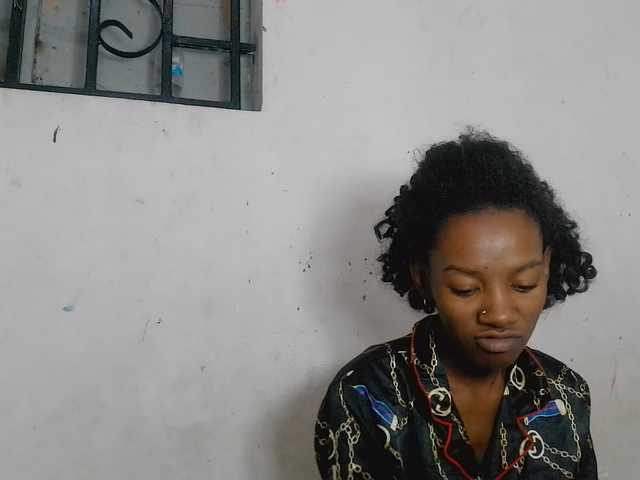 Claudiaah live cam on BongaCams