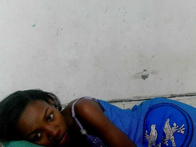 Claudiaah live cam on BongaCams