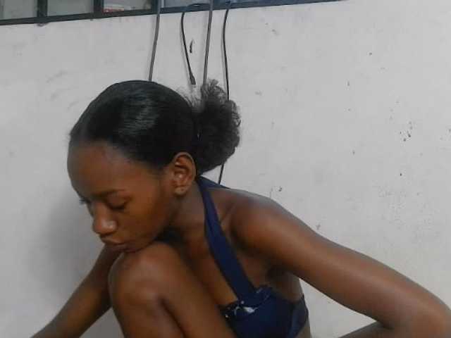 Claudiaah live cam on BongaCams