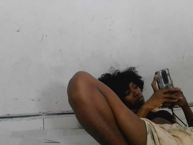 Claudiaah live cam on BongaCams