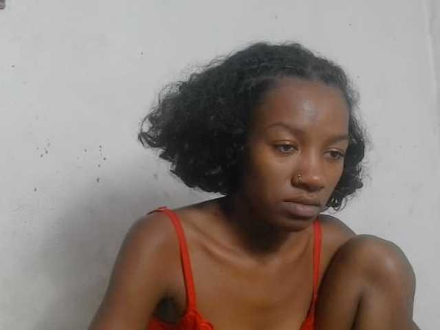 Claudiaah live cam on BongaCams