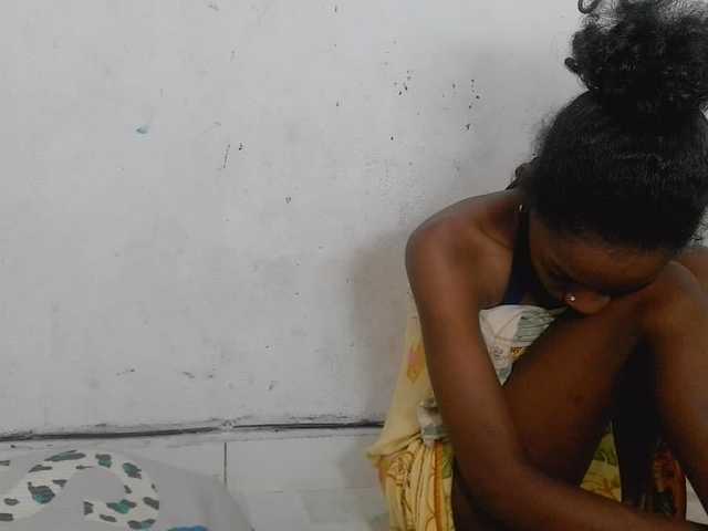 Claudiaah live cam on BongaCams