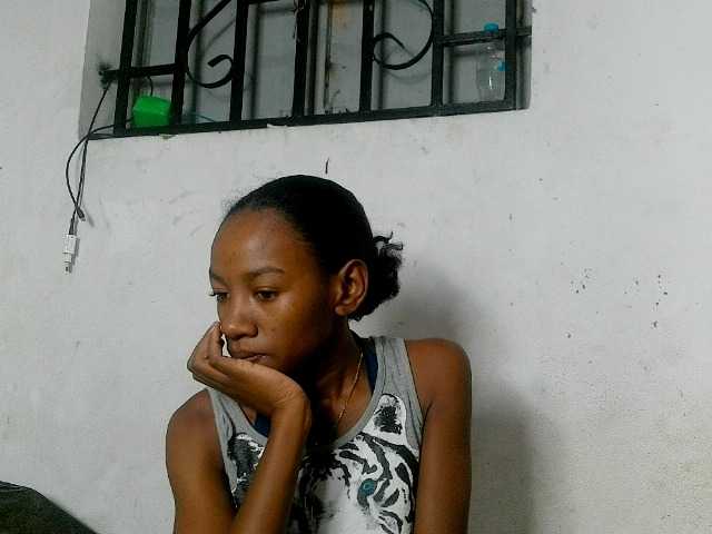 Claudiaah live cam on BongaCams