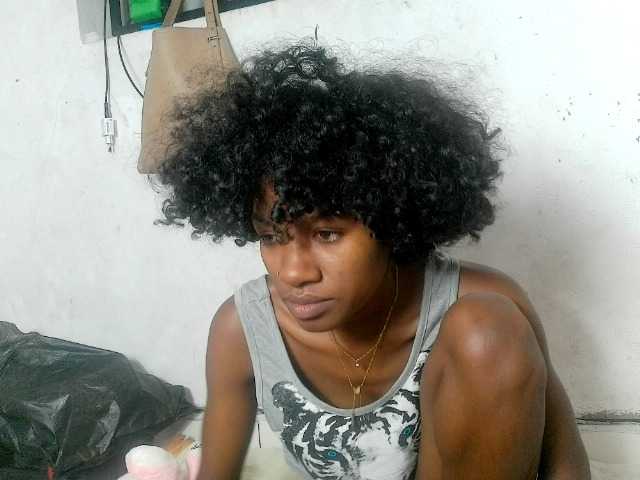 Claudiaah live cam on BongaCams