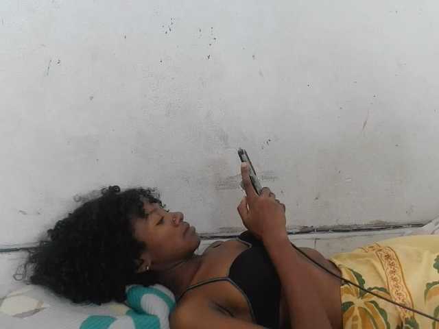 Claudiaah live cam on BongaCams