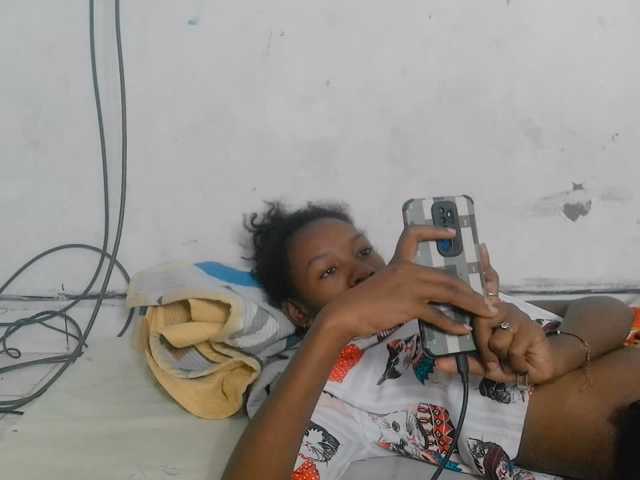Claudiaah live cam on BongaCams