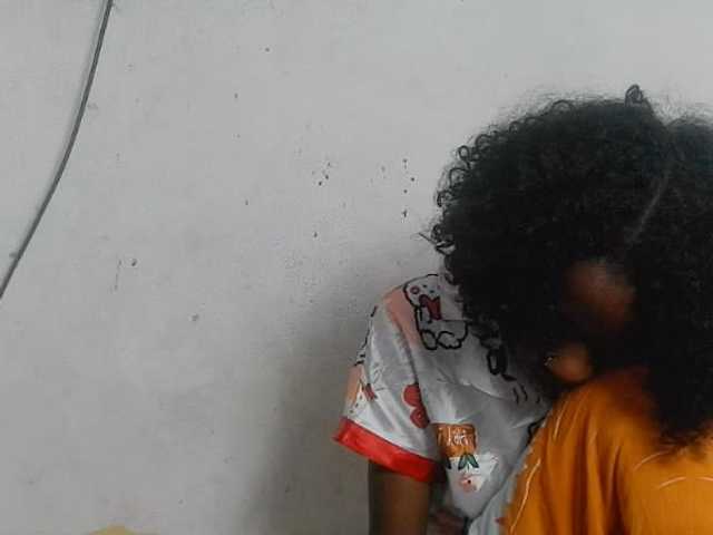 Claudiaah live cam on BongaCams