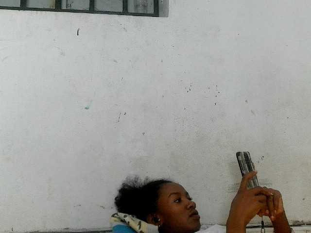 Claudiaah live cam on BongaCams