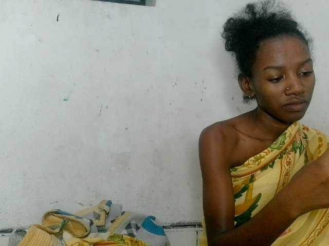 Claudiaah live cam on BongaCams