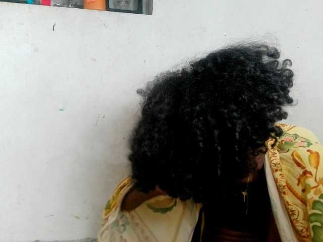Claudiaah live cam on BongaCams