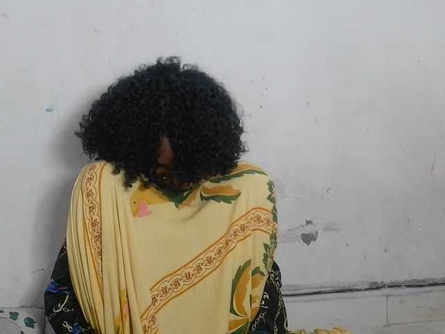 Claudiaah live cam