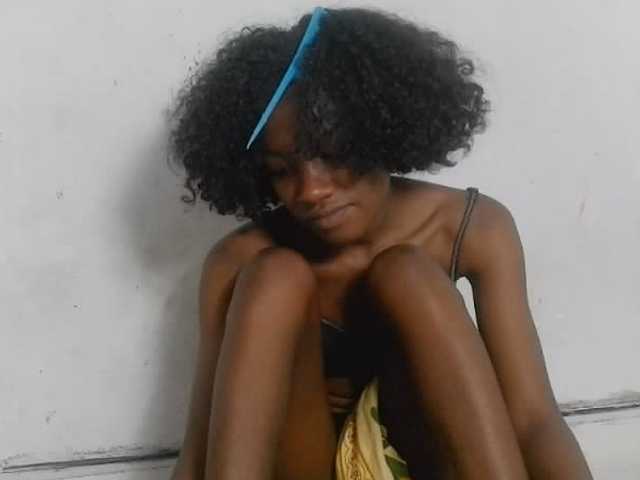 Claudiaah live cam on BongaCams