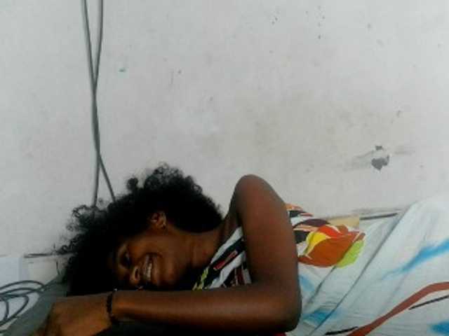 Claudiaah live cam on BongaCams