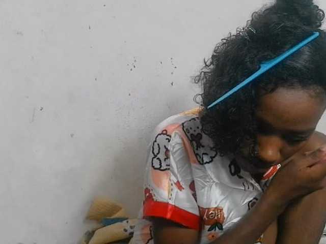 Claudiaah live cam on BongaCams