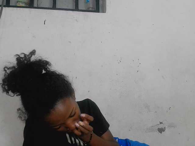Claudiaah live cam on BongaCams