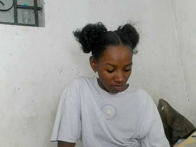 Claudiaah live cam on BongaCams