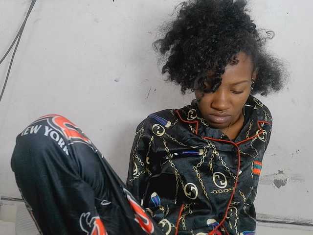 Claudiaah live cam on BongaCams