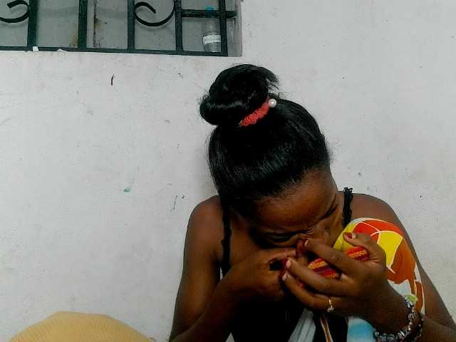 Claudiaah live cam on BongaCams