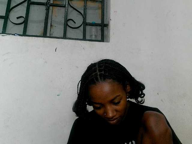 Claudiaah live cam on BongaCams
