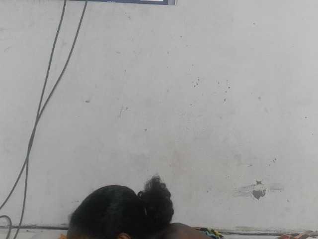Claudiaah, en directo ahora en BongaCams