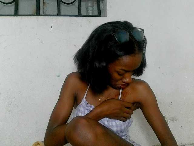 Claudiaah live cam on BongaCams