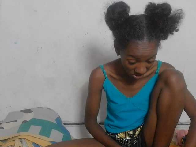 Claudiaah live cam on BongaCams