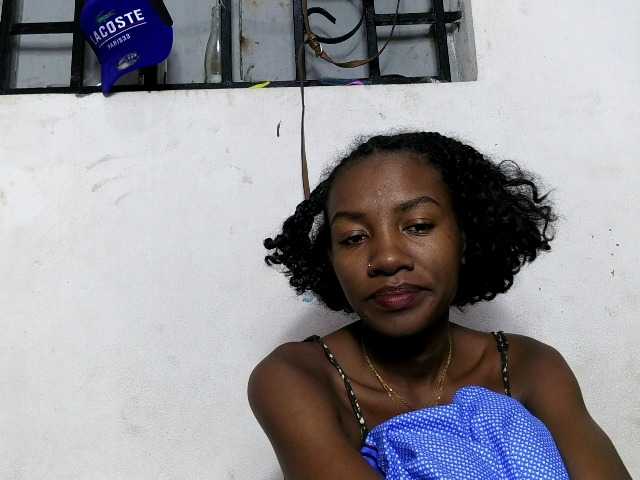 Claudiaah live cam on BongaCams