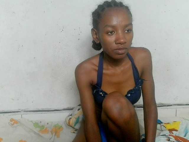 Claudiaah live cam on BongaCams
