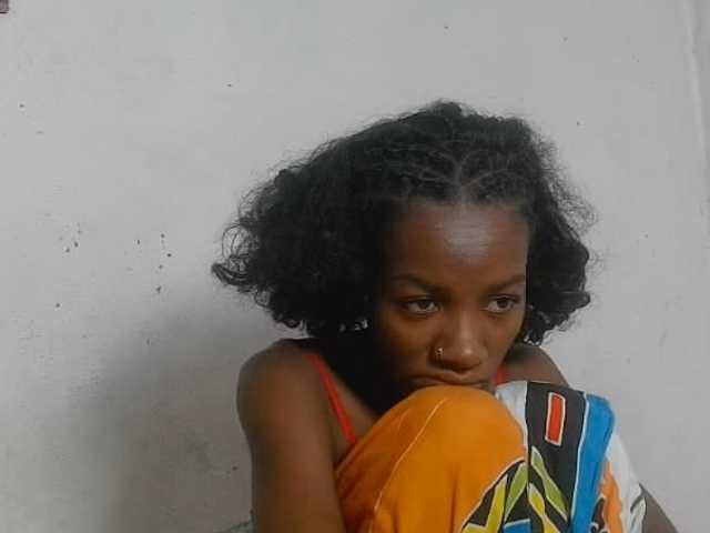Claudiaah live cam on BongaCams
