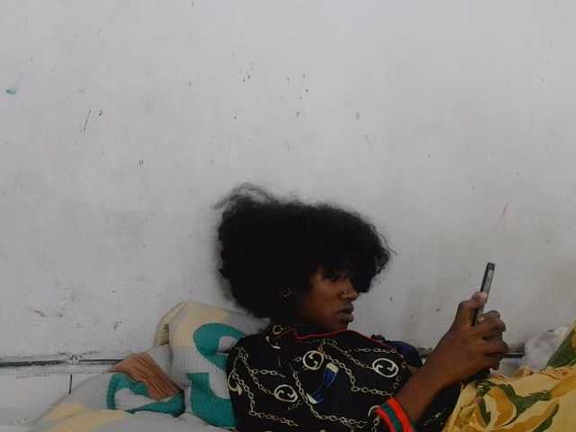 Claudiaah live cam on BongaCams