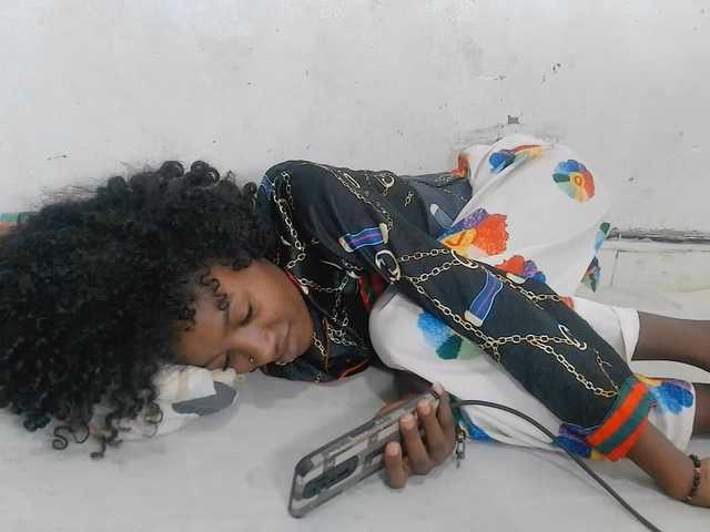 Claudiaah live cam on BongaCams
