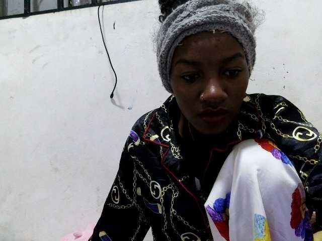 Claudiaah live cam on BongaCams